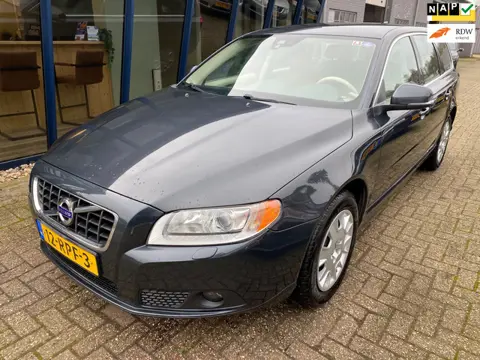 Volvo V70 1.6 T4 Limited Edition
