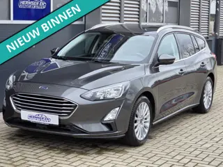 Ford Focus 1.0 EcoBoost 125pk Titanium automaat, trekhaak!