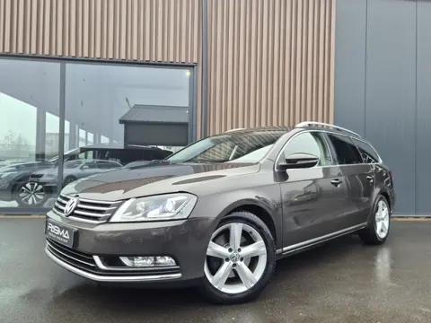 Volkswagen Passat Variant 2.0 TSI Highline DSG | Xenon LED | Dynaudio | Camera | Trekhaak | Cruise