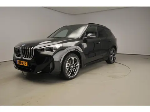 BMW X1 xDrive25e M-Sportpakket / Trekhaak / Sportstoelen / Getint glas / Harman-Kardon / Head-up / A