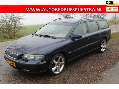Volvo V70 2.3 T-5 Comfort Line // APK 03/2027 //