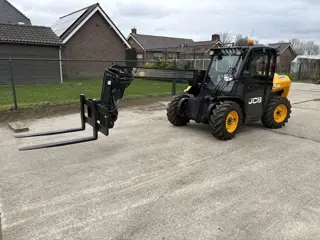 JCB 516.40 compacte verreiker