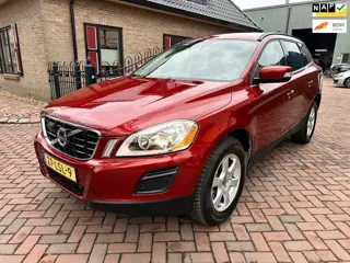 Volvo XC60 2.0T Momentum