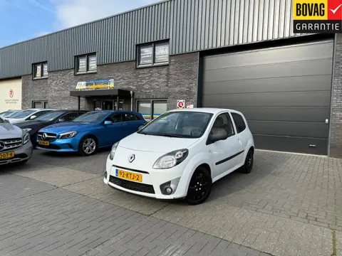 Renault Twingo 1.2-16V Authentique | 2E EIGENAAR | 12MND GARANTIE | ELECRAMEN | RADIO | TREKHAAK |