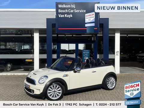 Mini Mini Cabrio 1.6 Cooper S Chili / NL-Auto / 184 PK / Vol-Leder / Stoelverwarming / Cruise-Contro
