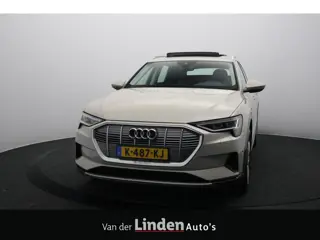 Audi e-tron 50 quattro Business Edition Plus 71 kWh SOH 93,1% | Panoramadak | Trekhaak | Sfeerverlic