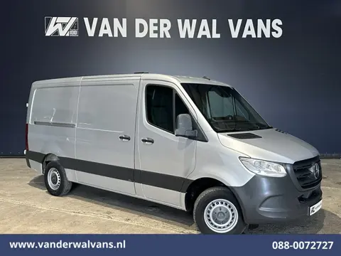 Mercedes-Benz Sprinter 315 CDI 150pk L2H1 Euro6 Airco | Camera | Apple Carplay | Chauffeursstoel | T
