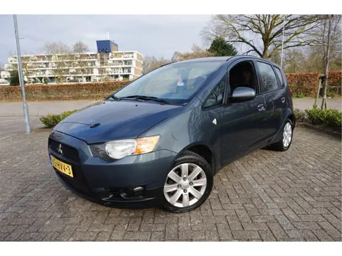 Mitsubishi Colt 1.3 Invite (bj 2009)