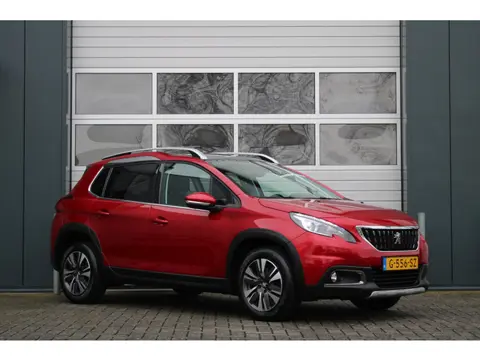 Peugeot 2008 1.2 PureTech Allure Automaat Clima/Cruise/Camera/Panodak/Navi/Bluetooth/PDC/HalfLeder/L