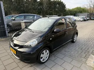 Toyota Aygo 1.0-12V Access (bj 2009)