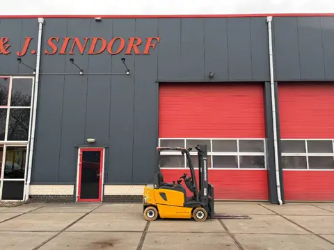 Jungheinrich EFG 316 K 1600 kg E- Heftruck (bj 2004)