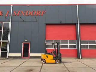 Jungheinrich EFG 316 K 1600 kg E- Heftruck (bj 2004)