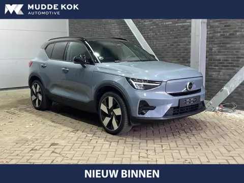 Volvo XC40 Recharge Core 70 kWh | Stoel+Stuurverwarming | Camera | Trekhaak | 20 Inch | Getint Glas