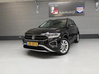 Volkswagen T-Roc 1.5 TSI/PDC V+A/CAM/KEY-LESS/17 INCH/STOEL STUUR VERW/ENZ