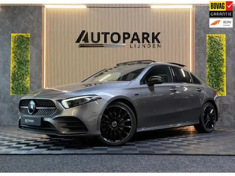 Mercedes-Benz A-klasse 250e Premium Plus |AMG|PANO|BURMESTER|360CAM|MEMORY|KEYLESS|SFEERVERLICHT|DEA