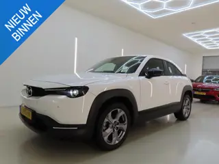 MAZDA MX-30 E-SKYACVTIV 145 COMFORT 36 KWH I 95% SOH I KEYLESS ENTRY I STOELVERWARMING I P-CAMERA