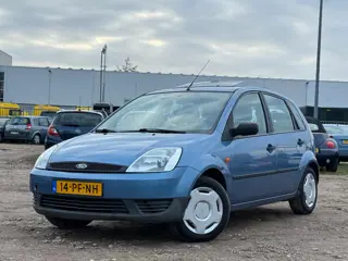 Ford Fiesta 1.3 Core/ DAKJE/ RIJDT GOED