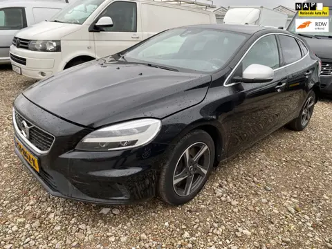 Volvo V40 2018 * 2.0 D3 Business Sport * AUTOMAAT * LED * EXPORT & HANDEL ONLY!