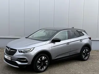 Opel Grandland X 1.2 Turbo Innovation Automaat 18 Inch Navi Camera DAB Carplay Leder Stof Keyless LE