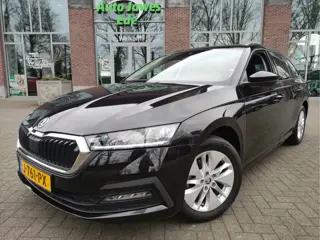 Škoda Octavia Combi 1.0 TSI Business Edition Trekhaak - Getinte ruiten - Dealer onderhouden - NL aut