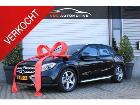 Mercedes-Benz GLA-Klasse 250 AMG Trekhaak | Memory | Beige Leder | 360 Camera | Climate Control | Do