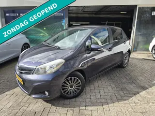 Toyota Yaris 1.3 VVT-i Aspiration | 2E EIGENAAR | 12MND GARANTIE | CAMERA | AIRCO | ELEC RAMEN |