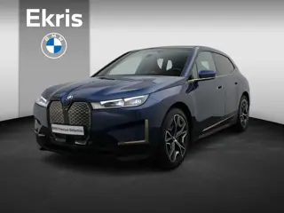 BMW iX xDrive40 High Executive | BMW Personal CoPilot Pack | Comfort Access | Glazen panoramadak Sky