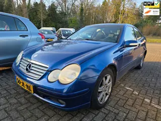Mercedes-Benz C-klasse Sportcoupé 200 K. AUTOMAAT/airco/CRUISE