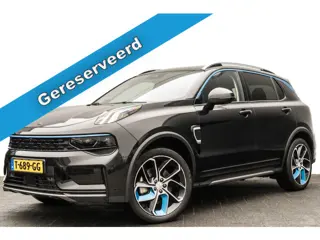 Lynk & Co 01 1.5 Plug-in Hybrid 262 Pk I Trekhaak | Panoramadak I 75 km Elektrisch I 360 Camera I In