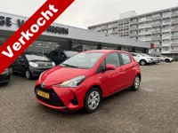 Toyota Yaris 1.5 Hybrid Active Cruise Acamera Klima Nap