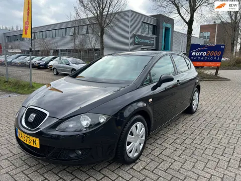 Seat Leon 1.8 TFSI Stylance - AIRCO - NIEUWE JAAR APK - 160pk !