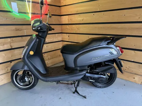 SYM Bromscooter Fiddle II (bj 2019, automaat)