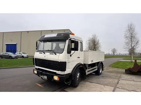 Mercedes-Benz SK 1424 Mercedes Benz NG 1424 V8 (bj 1987)