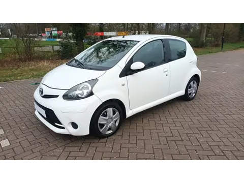 Toyota Aygo 1.0 VVT Airco / Navi