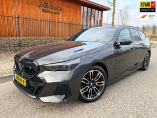 BMW I5 Touring eDrive40 M-Sport PRO, B&W, panorama, trekhaak