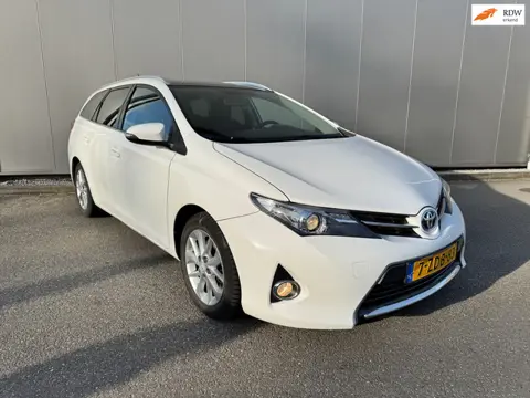 Toyota Auris Touring Sports 1.8 Hybrid Lease Panorama navi clima