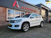 Volkswagen Tiguan 1.4 TSI R-Line Edition Schuifdak! Xenon! Leer! NAP! Mooie/Nette Auto!