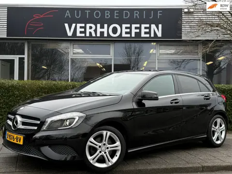 Mercedes-Benz A-klasse 180 Prestige - CRUISE / CLIMATE CONTR - XENON - ZWART LEDER - BLEUTOOTH AUDIO