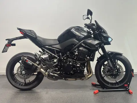 Kawasaki Z900 (bj 2026)