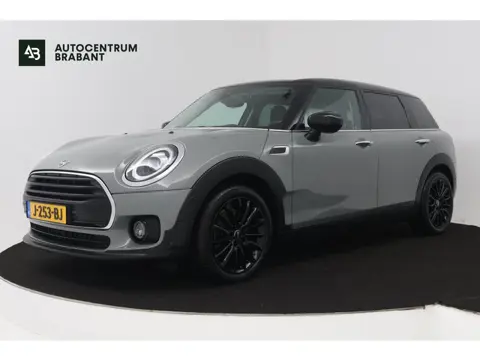 Mini Mini Clubman 1.5 Cooper (SFEERVERLICHTING, H&K AUDIO, CRUISE CONTROL, NAVIGATIE, PARKEERSENSORE
