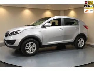 Kia Sportage 2.0 X-tra First Edition *Panoramadak* All-seasons|Trekhaak|NAP