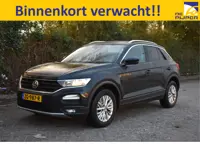 Volkswagen T-Roc 1.0 TSI Style Nav | LM Velgen | Trekhaak | NL-Auto | Climate Control