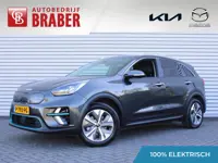 Kia e-Niro DynamicPlusLine 64 kWh | Trekhaak | Schuif-/kanteldak | 3 Fase | Stuur-/stoelverwarming |