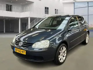 Volkswagen Golf 1.6 FSI Comfortline/VELGEN/6BAK