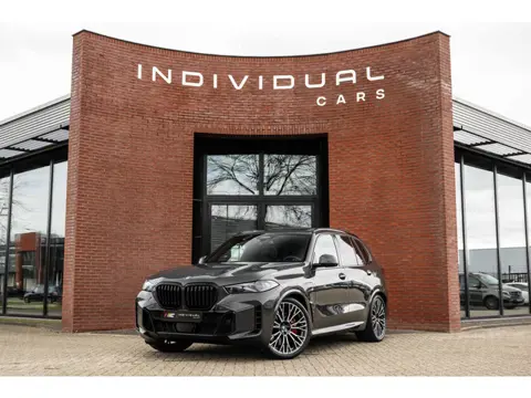 BMW X5 xDrive50e M-Sport Pro 490pk M-Seats 'Tartufo' Pano