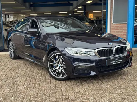 BMW 5-serie 530e M-Pakket 2019 NAVI LEDER CAMERA LM NAP!
