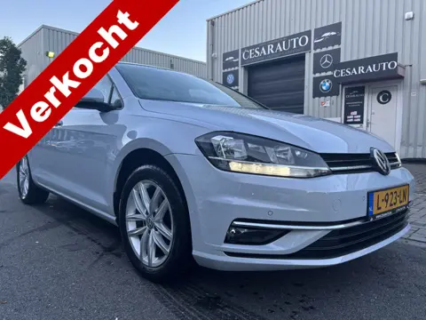 Volkswagen Golf 1.4 TSI Highline Business R / 167 DKM / 2017
