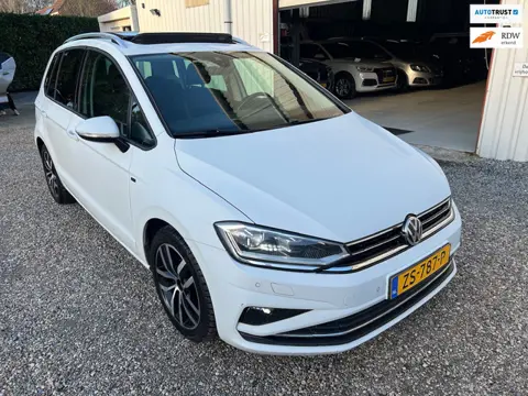 Volkswagen Golf Sportsvan 1.5 TSI ACT Highline Edition PANORAMA.CARPLAY.LED!