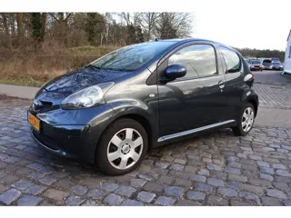 Toyota Aygo 1.0-12V apk tot 24-1-2027 elektr.ramen , cv