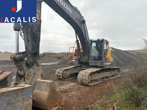 Volvo EC 300 E (bj 2021)